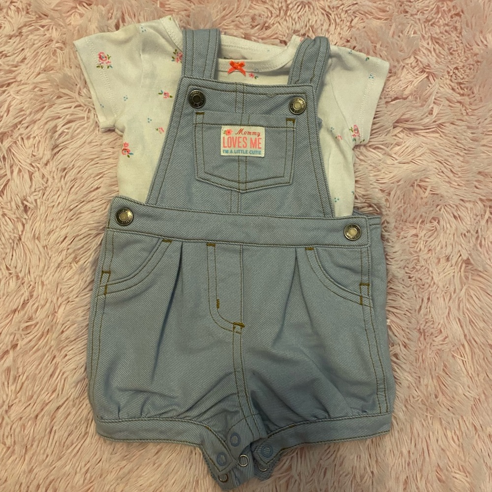 Carter’s romper/overall set